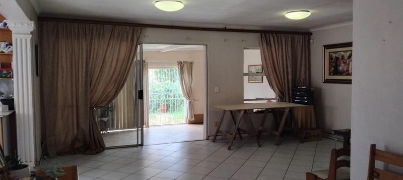 4 Bedroom Property for Sale in Strubensvallei Gauteng
