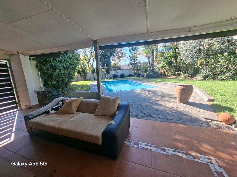 5 Bedroom Property for Sale in Vorna Valley Gauteng