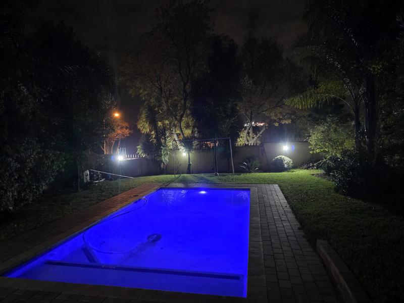 5 Bedroom Property for Sale in Vorna Valley Gauteng