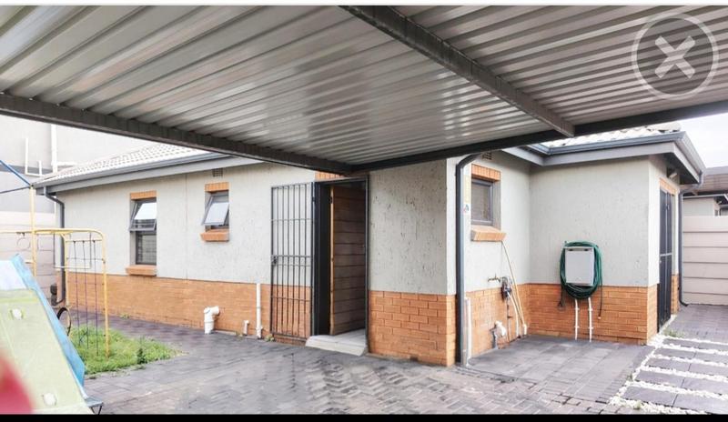 3 Bedroom Property for Sale in Albertsdal Gauteng
