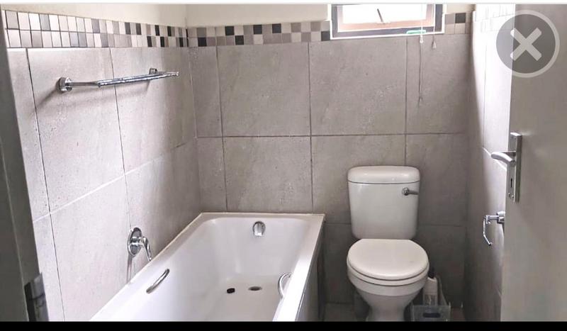 3 Bedroom Property for Sale in Albertsdal Gauteng