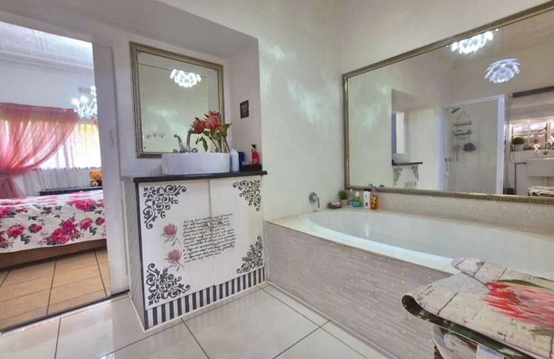 4 Bedroom Property for Sale in Dalview Gauteng