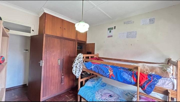 4 Bedroom Property for Sale in Linmeyer Gauteng