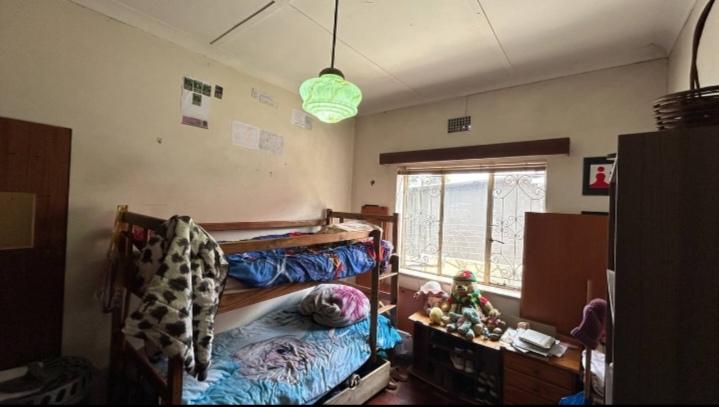 4 Bedroom Property for Sale in Linmeyer Gauteng