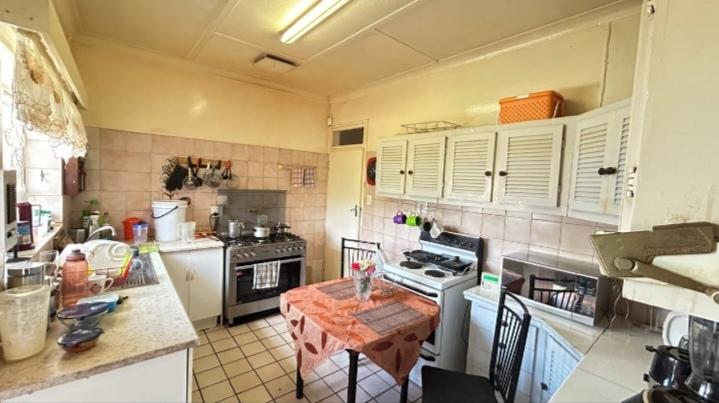 4 Bedroom Property for Sale in Linmeyer Gauteng