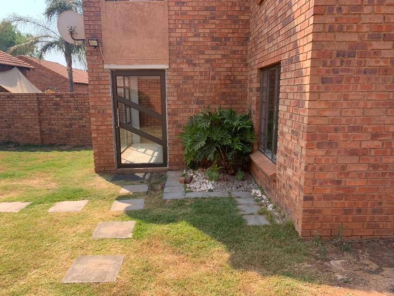 2 Bedroom Property for Sale in Mooikloof Ridge Gauteng
