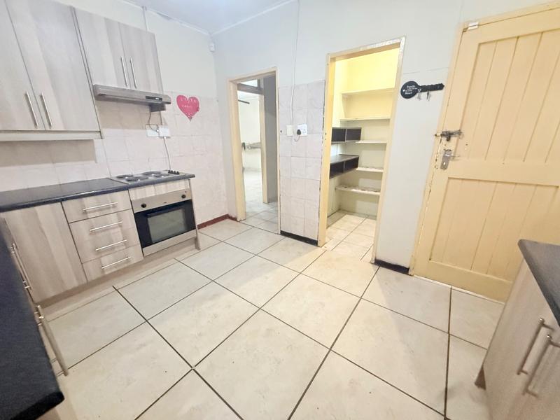 3 Bedroom Property for Sale in Vanderbijlpark Cw 6 Gauteng