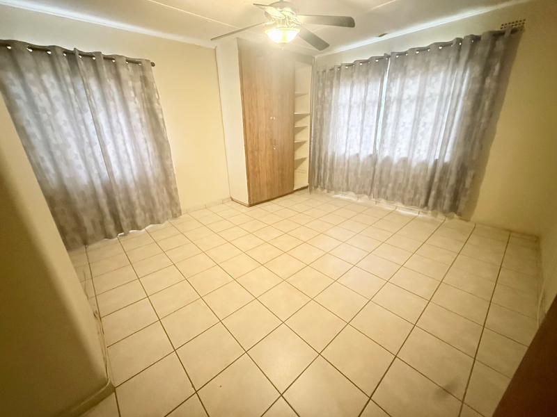 3 Bedroom Property for Sale in Vanderbijlpark Cw 6 Gauteng