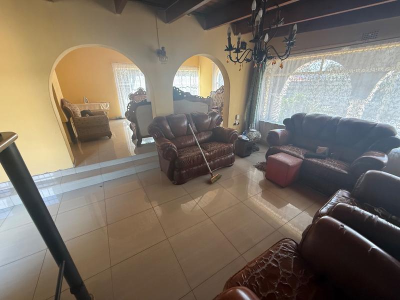 4 Bedroom Property for Sale in Vanderbijlpark SE 7 Gauteng