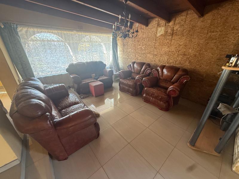 4 Bedroom Property for Sale in Vanderbijlpark SE 7 Gauteng