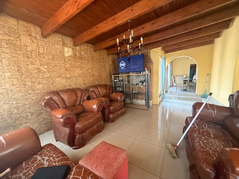 4 Bedroom Property for Sale in Vanderbijlpark SE 7 Gauteng