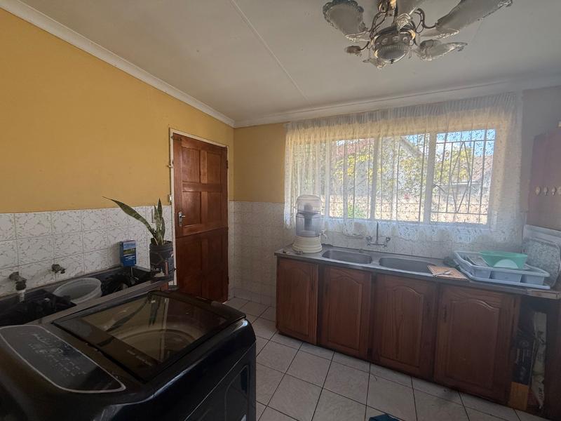 4 Bedroom Property for Sale in Vanderbijlpark SE 7 Gauteng
