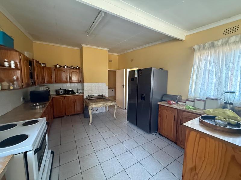 4 Bedroom Property for Sale in Vanderbijlpark SE 7 Gauteng