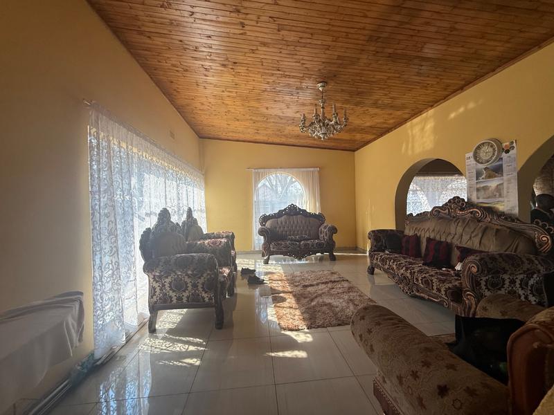 4 Bedroom Property for Sale in Vanderbijlpark SE 7 Gauteng