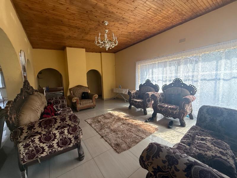4 Bedroom Property for Sale in Vanderbijlpark SE 7 Gauteng