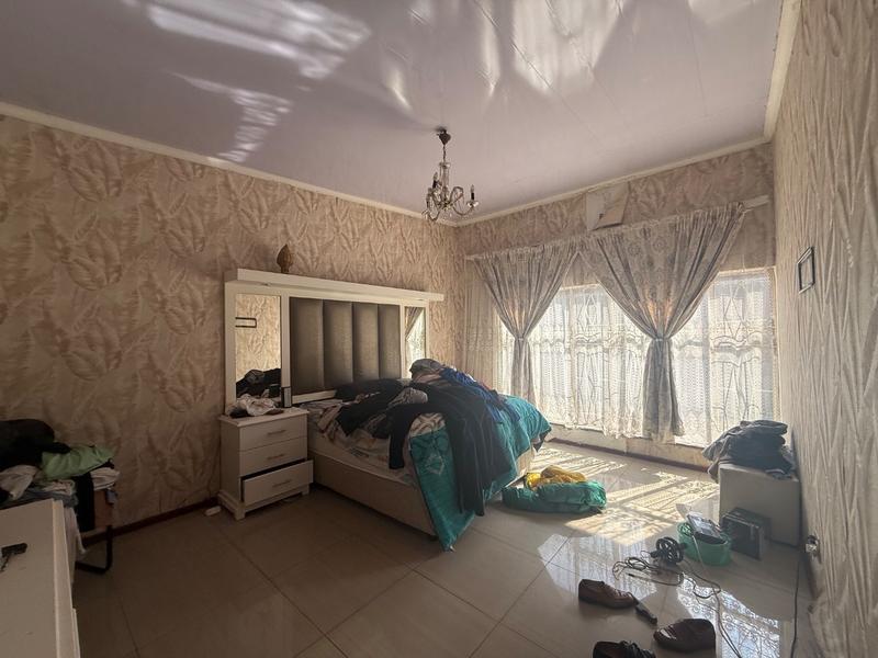 4 Bedroom Property for Sale in Vanderbijlpark SE 7 Gauteng