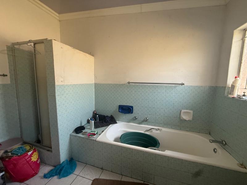 4 Bedroom Property for Sale in Vanderbijlpark SE 7 Gauteng