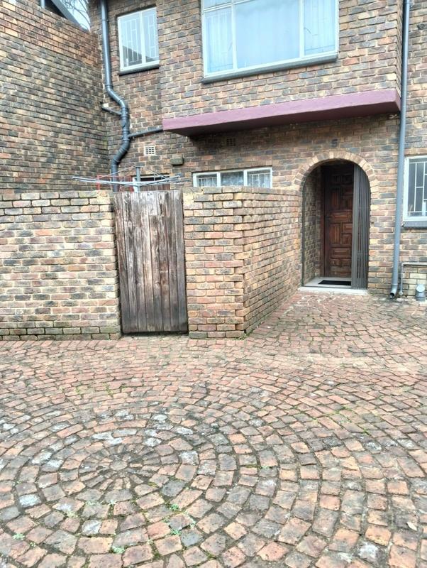 3 Bedroom Property for Sale in Birchleigh North Gauteng