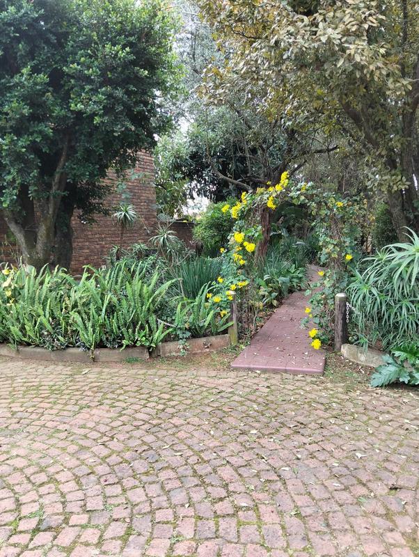 3 Bedroom Property for Sale in Birchleigh North Gauteng
