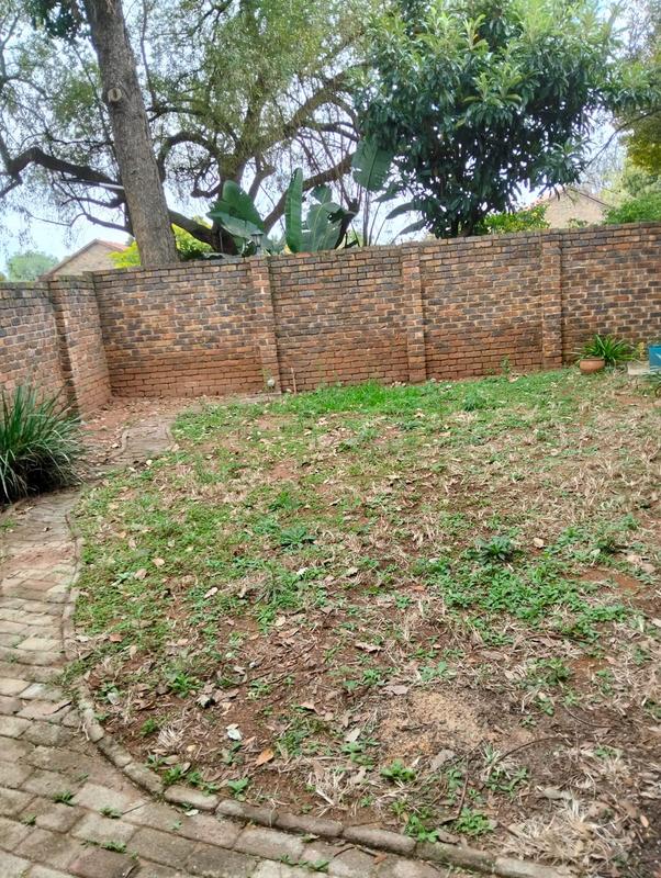 3 Bedroom Property for Sale in Birchleigh North Gauteng