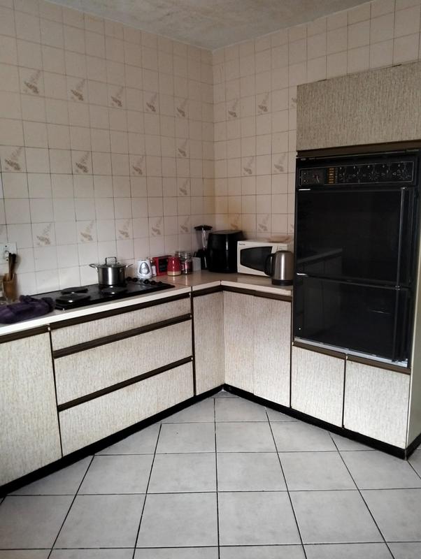 3 Bedroom Property for Sale in Birchleigh North Gauteng