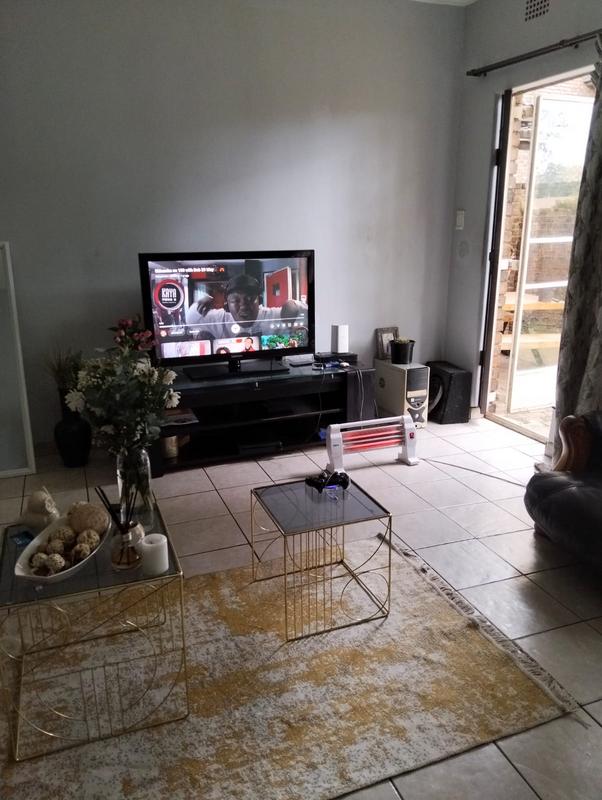 3 Bedroom Property for Sale in Birchleigh North Gauteng