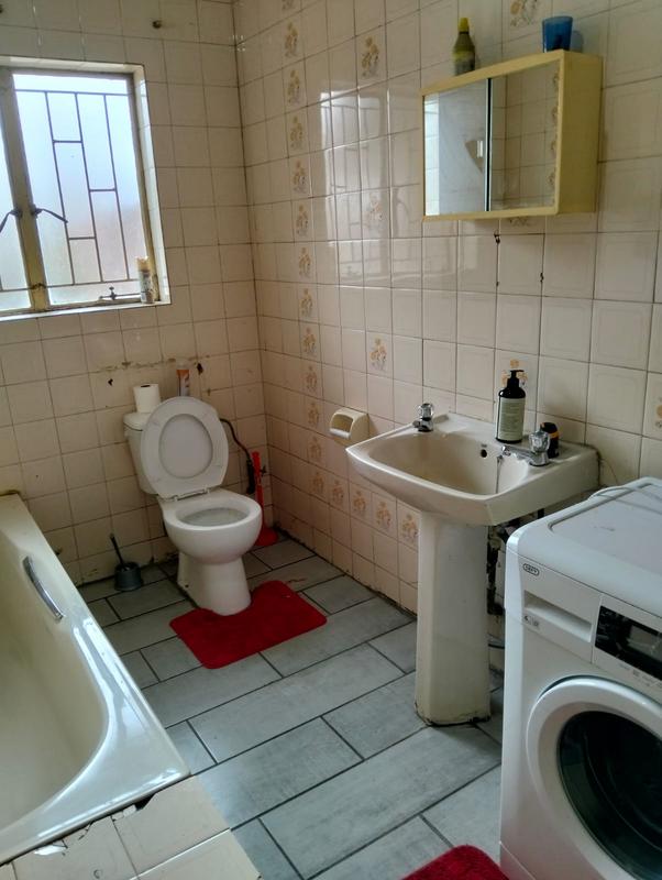 3 Bedroom Property for Sale in Birchleigh North Gauteng