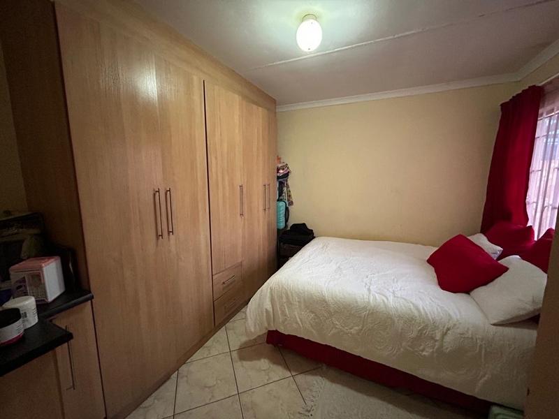 2 Bedroom Property for Sale in Birch Acres Gauteng