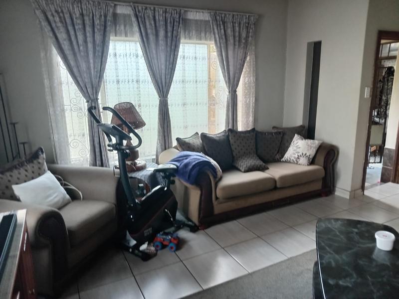 3 Bedroom Property for Sale in Pretoria Gardens Gauteng