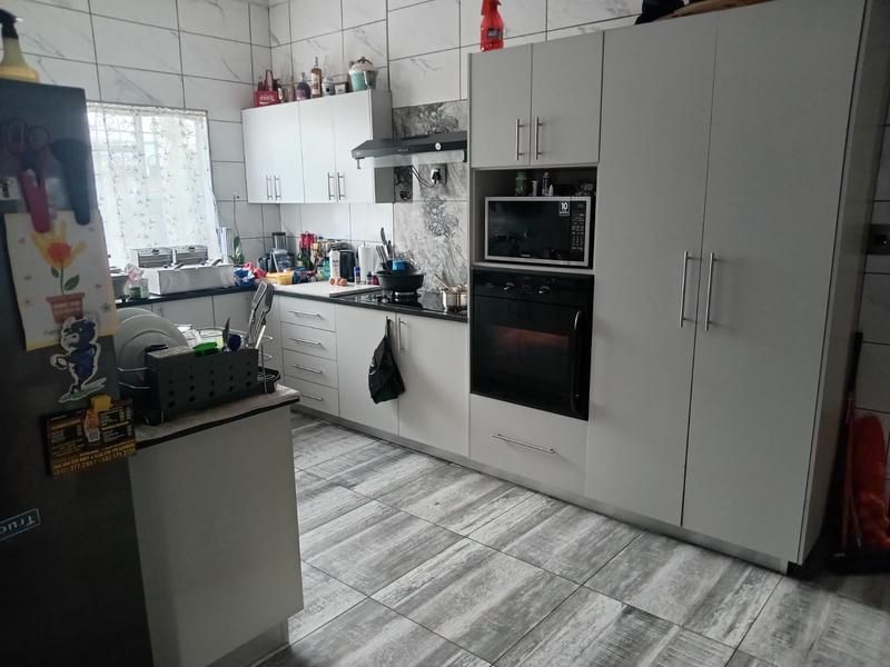 3 Bedroom Property for Sale in Pretoria Gardens Gauteng