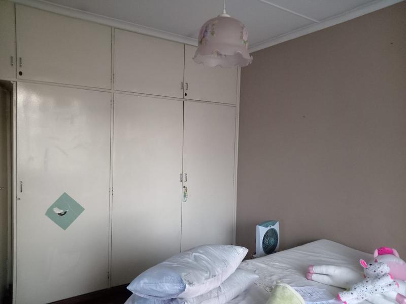 5 Bedroom Property for Sale in Pretoria Gardens Gauteng