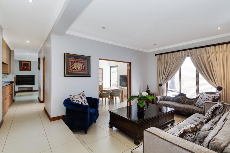 To Let 5 Bedroom Property for Rent in Broadacres Gauteng