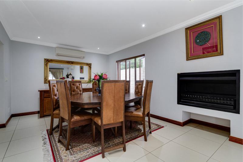 To Let 5 Bedroom Property for Rent in Broadacres Gauteng