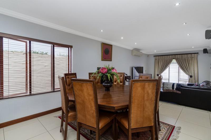 To Let 5 Bedroom Property for Rent in Broadacres Gauteng