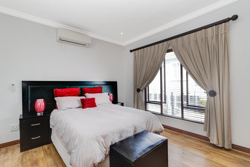 To Let 5 Bedroom Property for Rent in Broadacres Gauteng