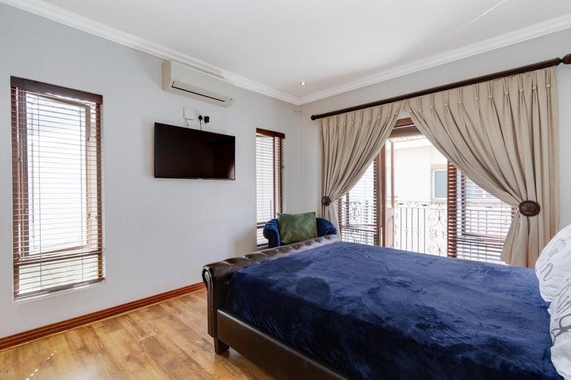 To Let 5 Bedroom Property for Rent in Broadacres Gauteng