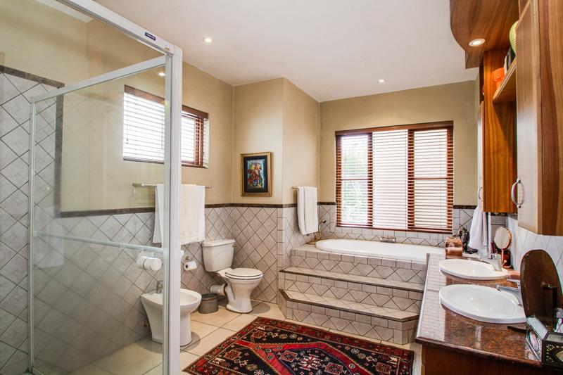 To Let 4 Bedroom Property for Rent in Dainfern Golf Estate Gauteng