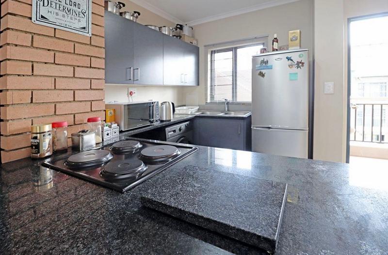 2 Bedroom Property for Sale in Vorna Valley Gauteng