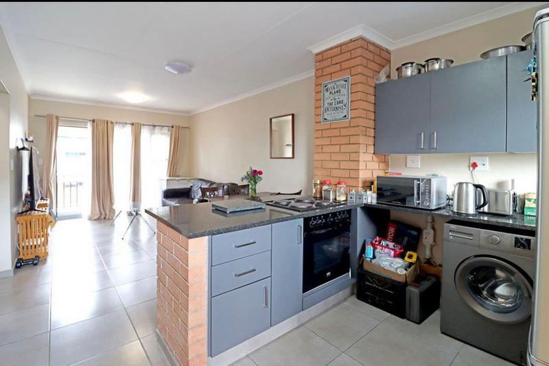 2 Bedroom Property for Sale in Vorna Valley Gauteng
