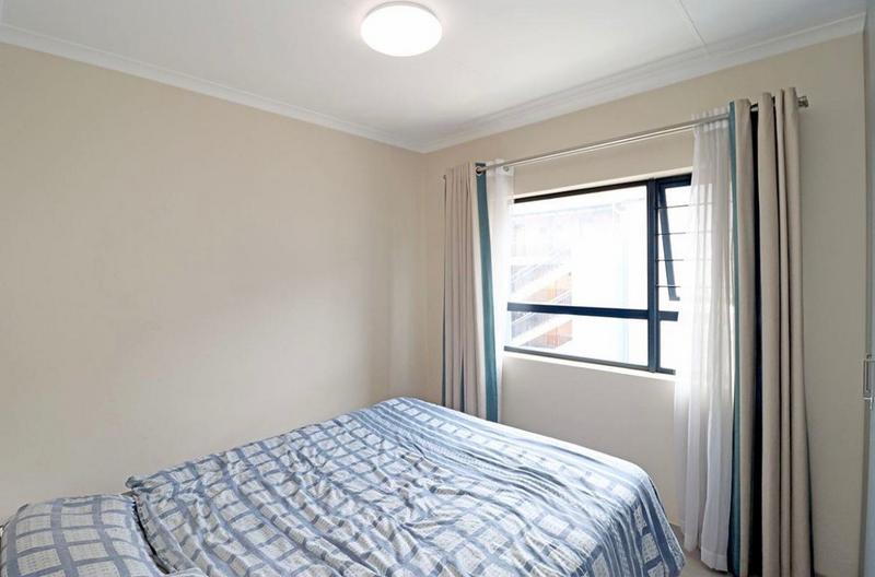 2 Bedroom Property for Sale in Vorna Valley Gauteng
