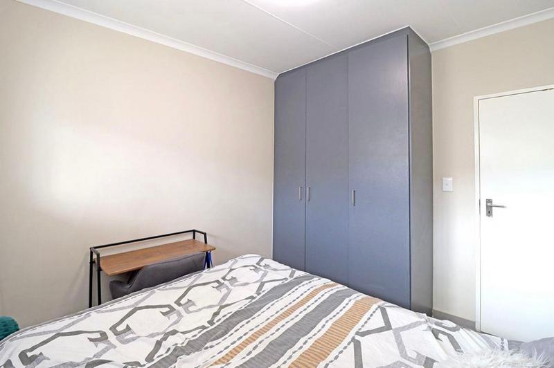 2 Bedroom Property for Sale in Vorna Valley Gauteng