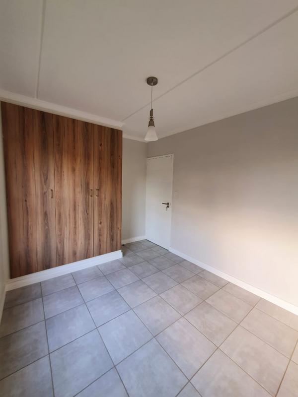 To Let 2 Bedroom Property for Rent in Linbro Park Gauteng