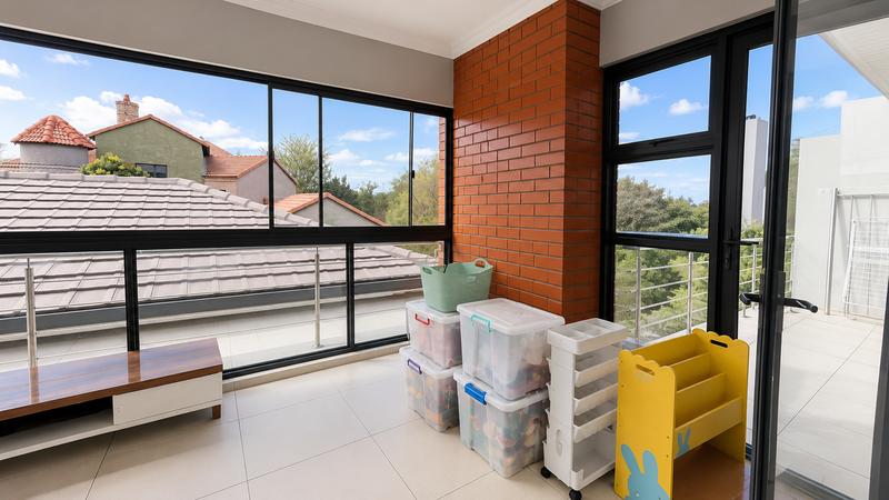 5 Bedroom Property for Sale in Midstream Ridge Gauteng