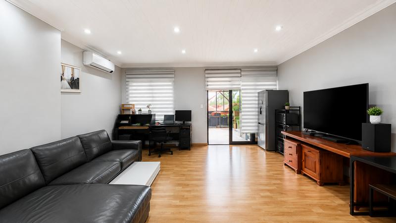 5 Bedroom Property for Sale in Midstream Ridge Gauteng