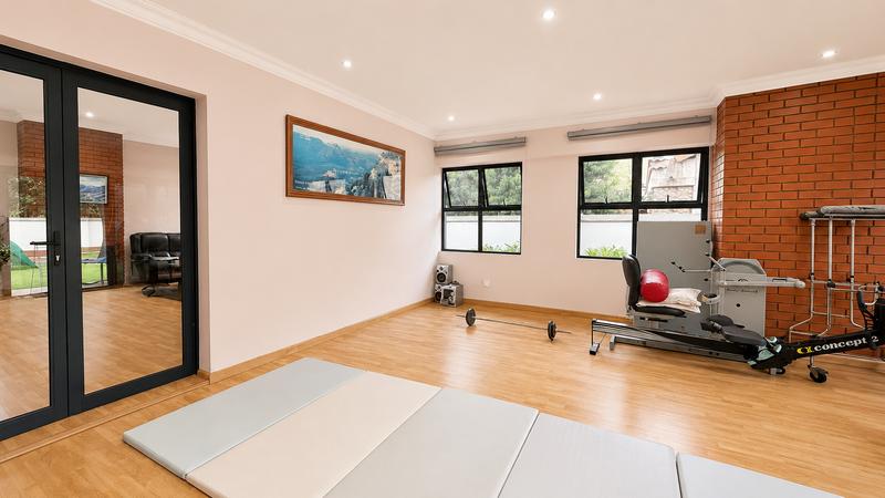 5 Bedroom Property for Sale in Midstream Ridge Gauteng