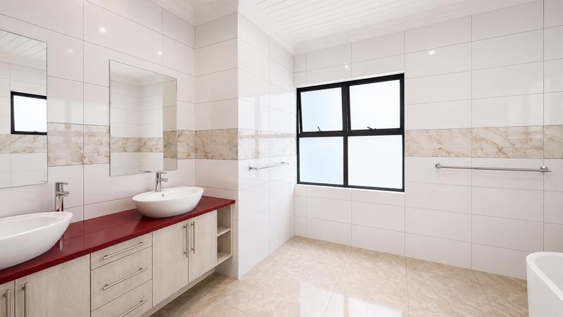 5 Bedroom Property for Sale in Midstream Ridge Gauteng