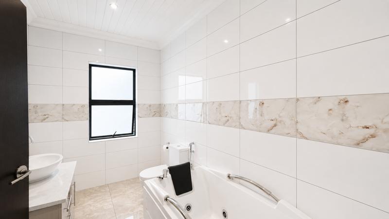 5 Bedroom Property for Sale in Midstream Ridge Gauteng