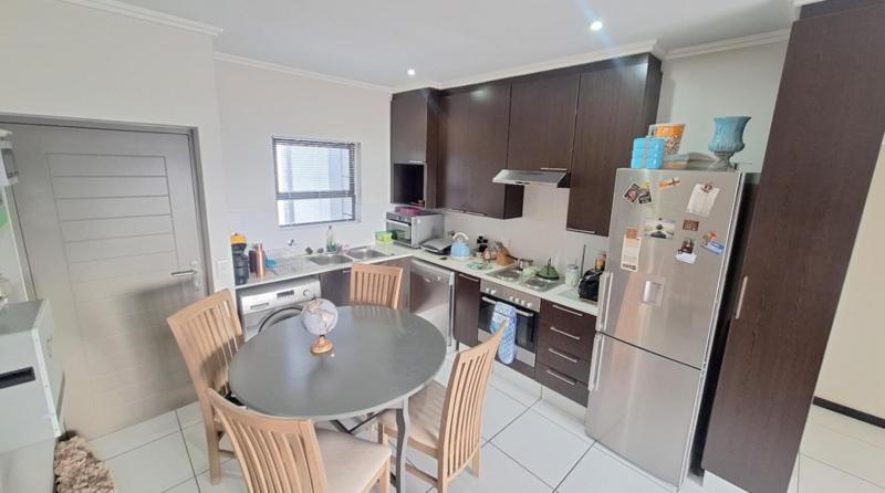 To Let 3 Bedroom Property for Rent in Barbeque Downs Gauteng