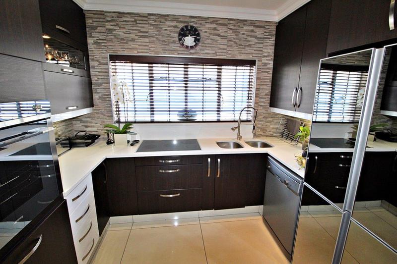 3 Bedroom Property for Sale in Creston Hill Gauteng