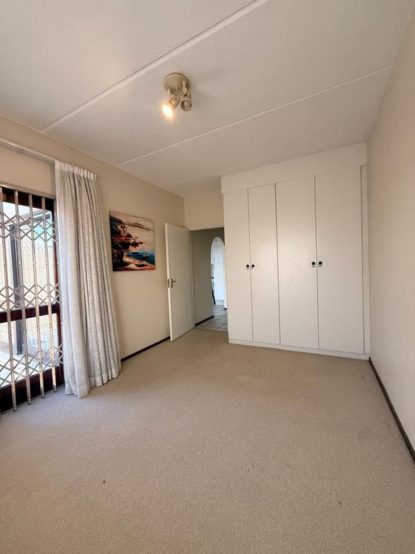 2 Bedroom Property for Sale in Strathavon Gauteng